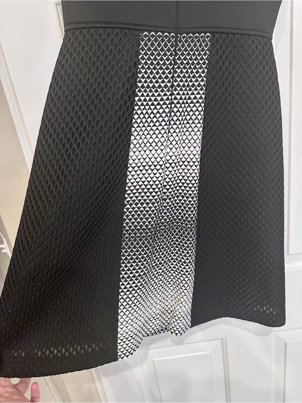 Antonio Melani Geometric Fit & Flare Dress – Size 4 Monochrome Quiet Luxury - Picture 8 of 11